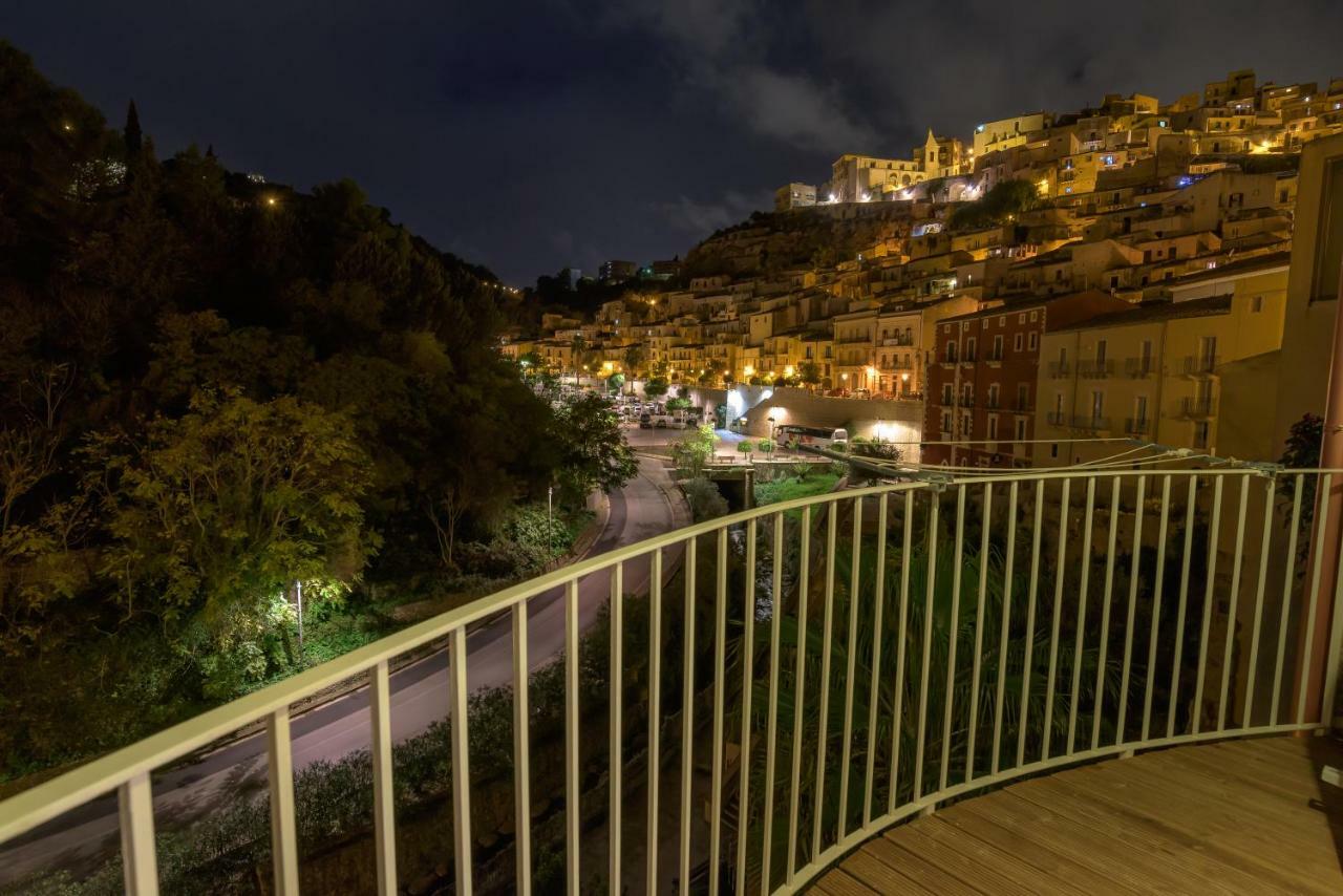 Ibla Rosso Lacca Apartment Ragusa Exterior photo